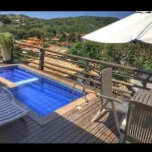 https://casa-em-geriba-com-piscina-e-vista-para-o-mar.cabofriohotels.org